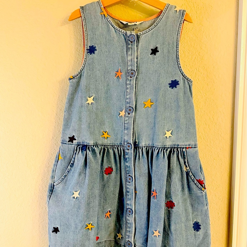 Mini Boden Blue Jean Embroidered sleeveless button dress size 8/9